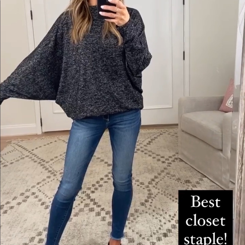 Talulah brand tunic length top!
